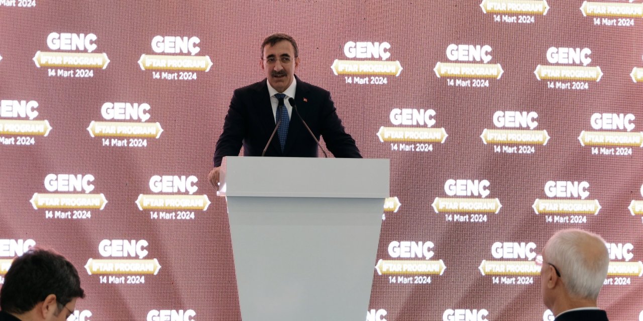 Cumhurbaşkanı Yardımcısı Yılmaz: Bölgenin Kaynaklarını Kullanarak Yerel Ekonomiyi Güçlendirmeye Devam Edeceğiz (4)