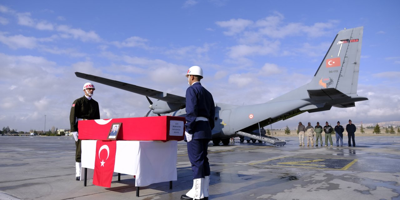 Türk Yıldızları Uçağının Düşmesi İle Şehit Olan Uzman Çavuş, Memleketine Uğurlandı