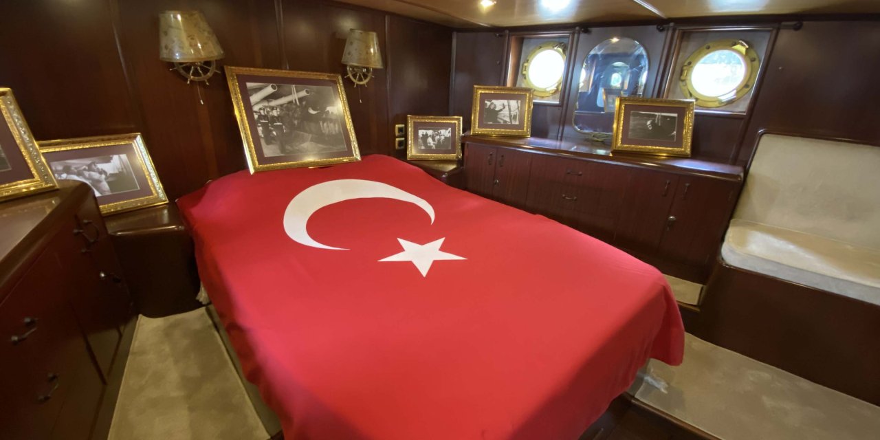 Atatürk'ün Gezi Teknesi, 'M/g Acar' Ziyarete Açıldı, Kaldığı Kamara Görüntülendi