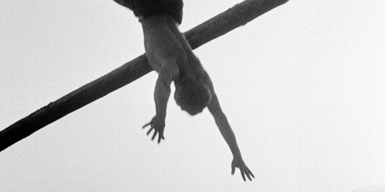 Türkiye’nin 70 Yıllık Görsel Arşivi: Ozan Sağdıç’ın Seçkisi İstanbul Modern’de Sergileniyor