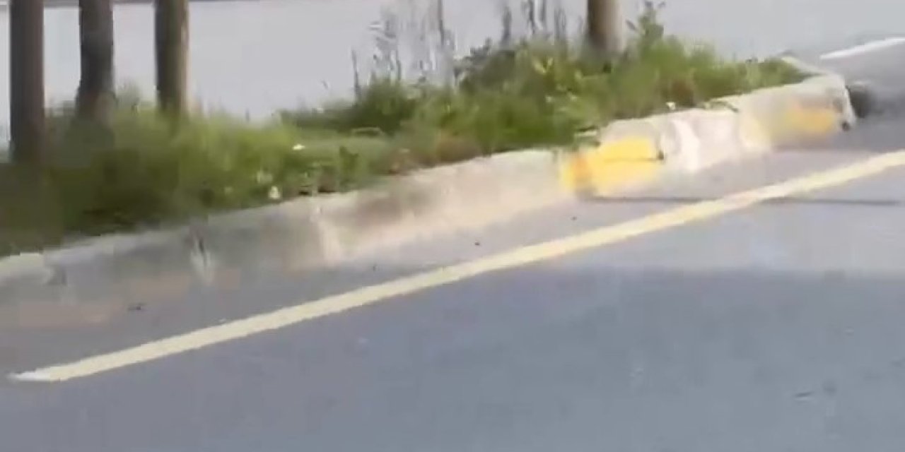 İstanbul - Başakşehir'de Taksiciyle Yolcunun Kavgası Kamerada