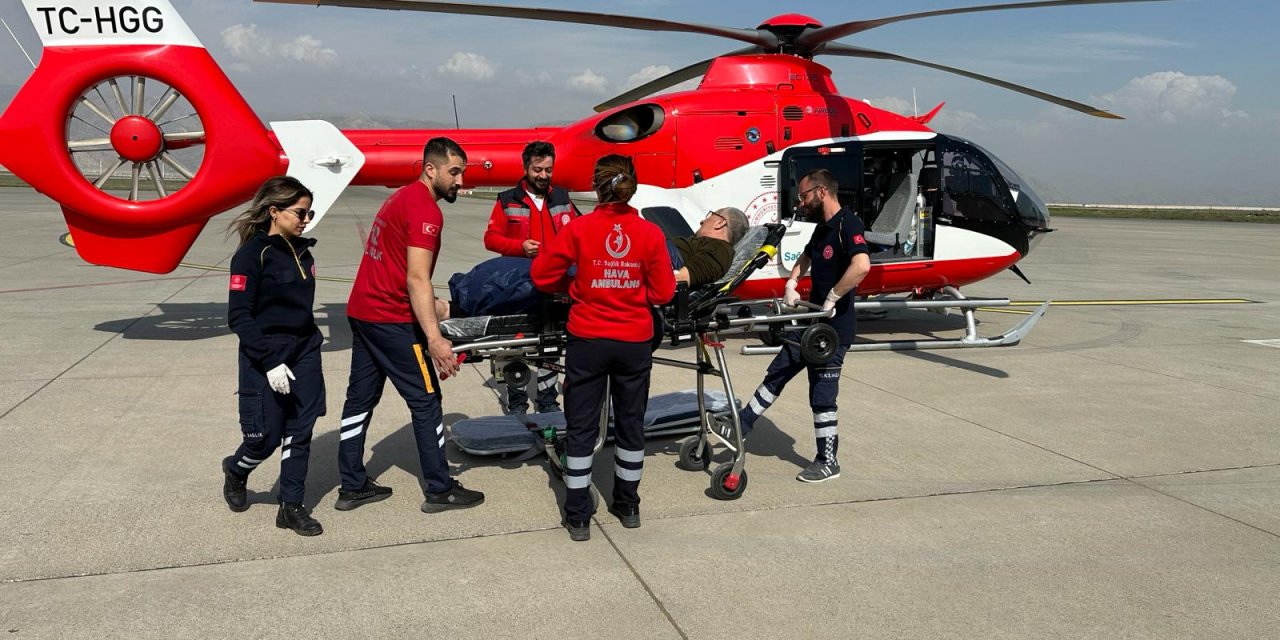 Ambulans Helikopter Kalp Yetmezliği Hastası İçin Havalandı