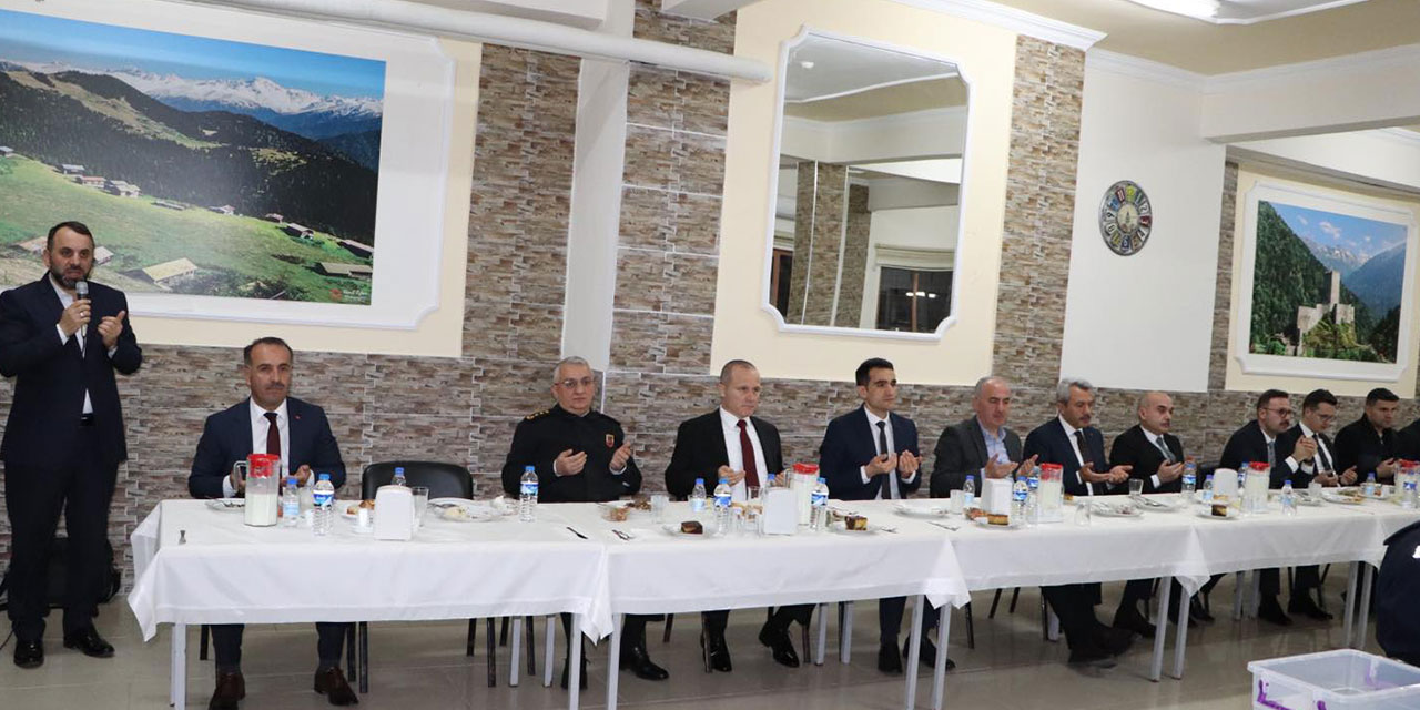 Rize L Tipi Kapalı Ceza İnfaz Kurumunda İftar Programı Düzenlendi