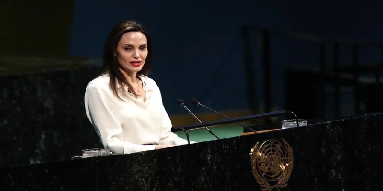 Angelina Jolie, mülteciler ve dezavantajlı gruplara destek için moda dünyasına atıldı
