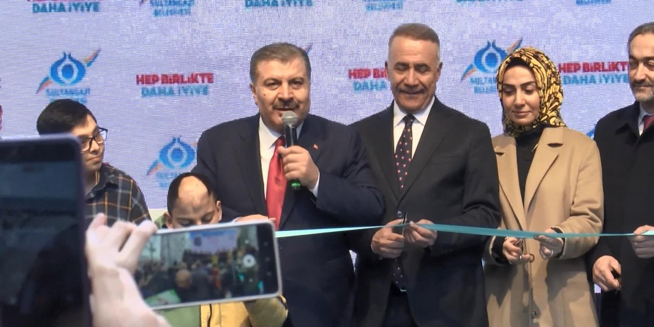 İstanbul- Sağlık Bakanı Koca Yan Dal Mecburi Hizmet Düzenlemesini Anlattı