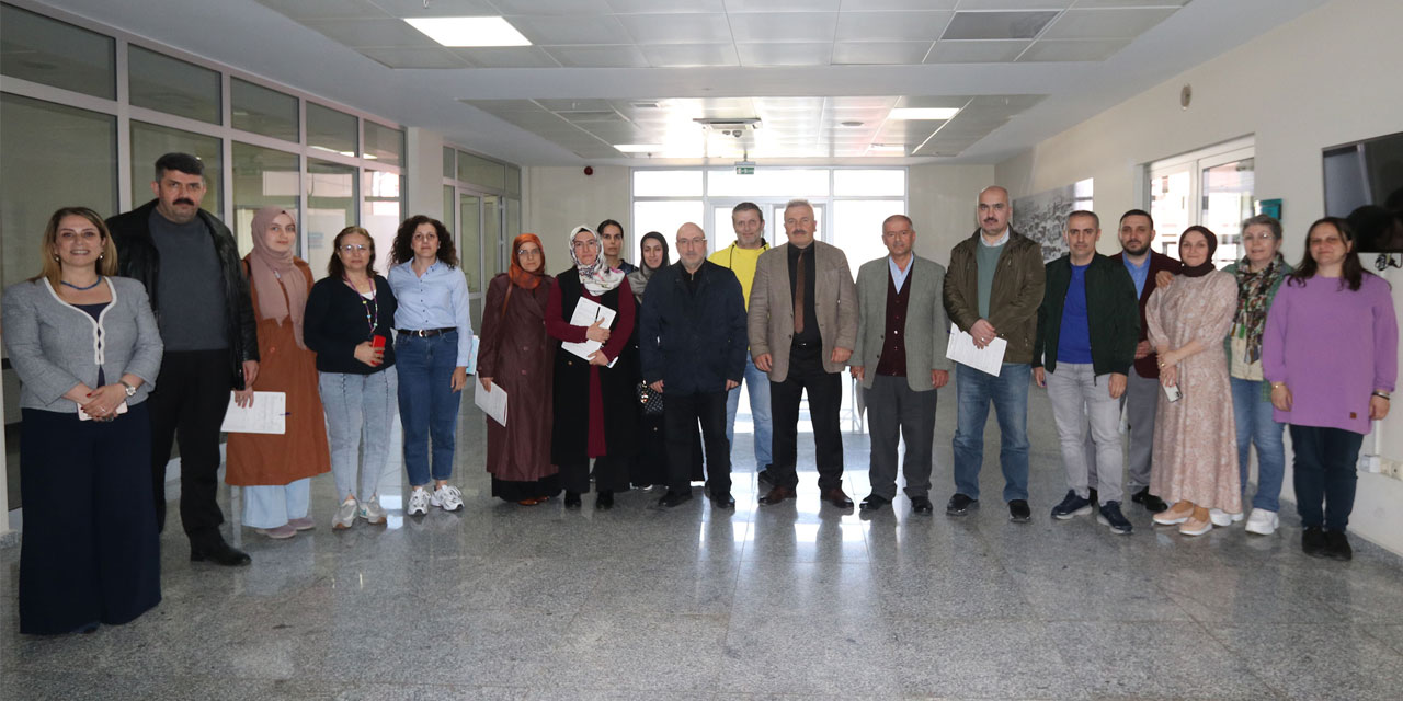 Rize’de sağlık çalışanlarına ÇPGD eğitimi verildi