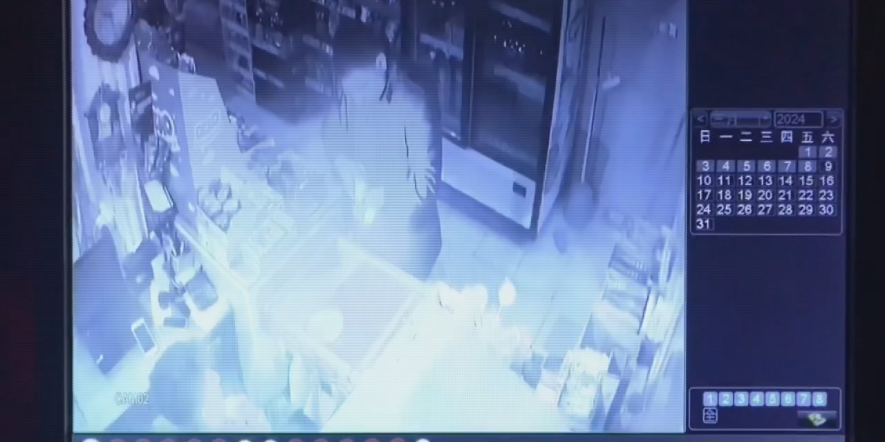 Gaz Dolumu Yapılan Çakmağın Patlaması Kamerada