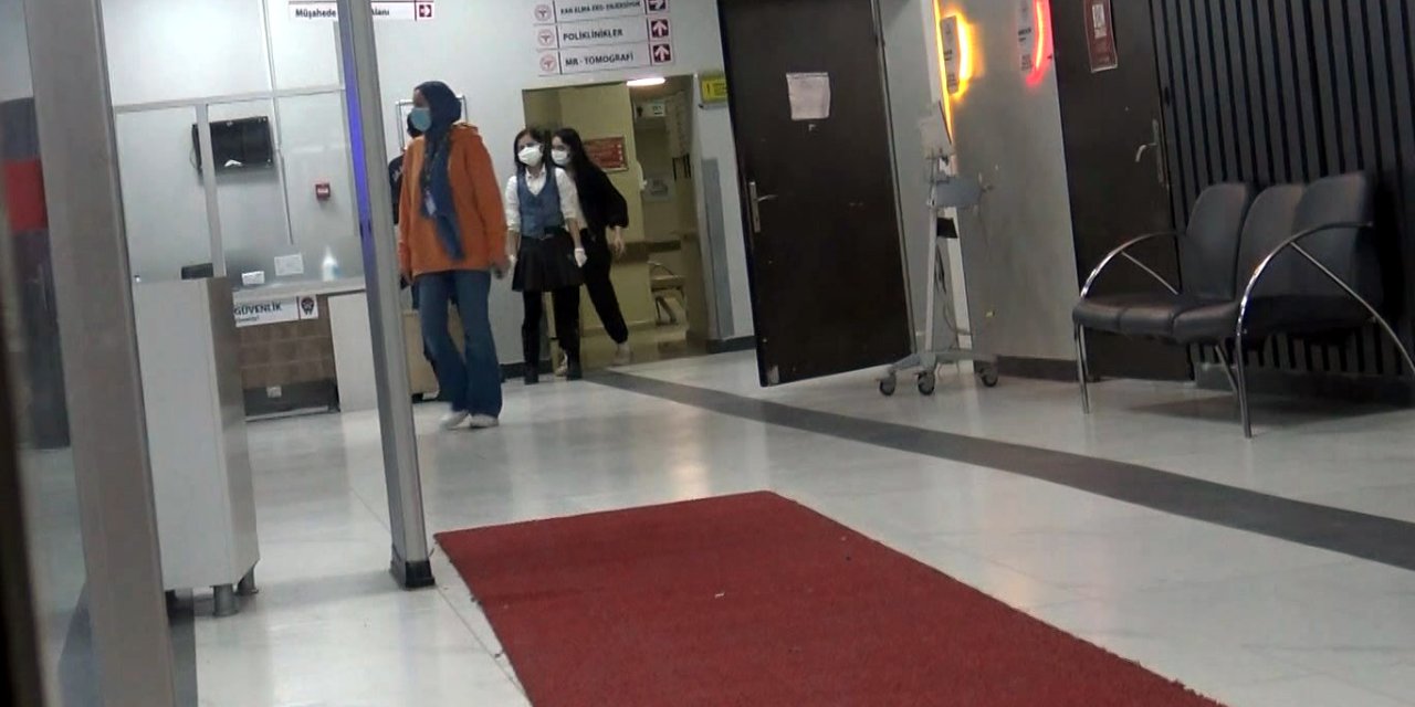 İstanbul- Avcılar Murat Kölük Devlet Hastanesi'nin Acil Servisi 'İzole Hastalar' Nedeniyle Kapatıldı