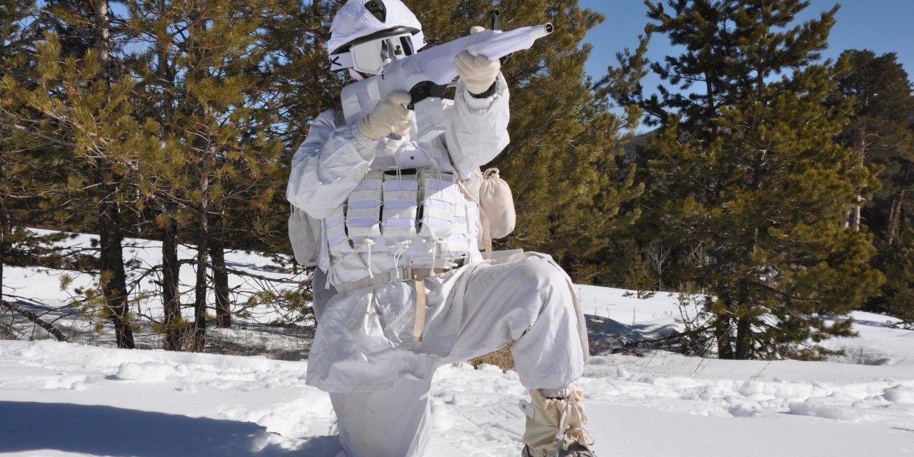 Komandoların Eksi 25 Derecede Zorlu Eğitimi