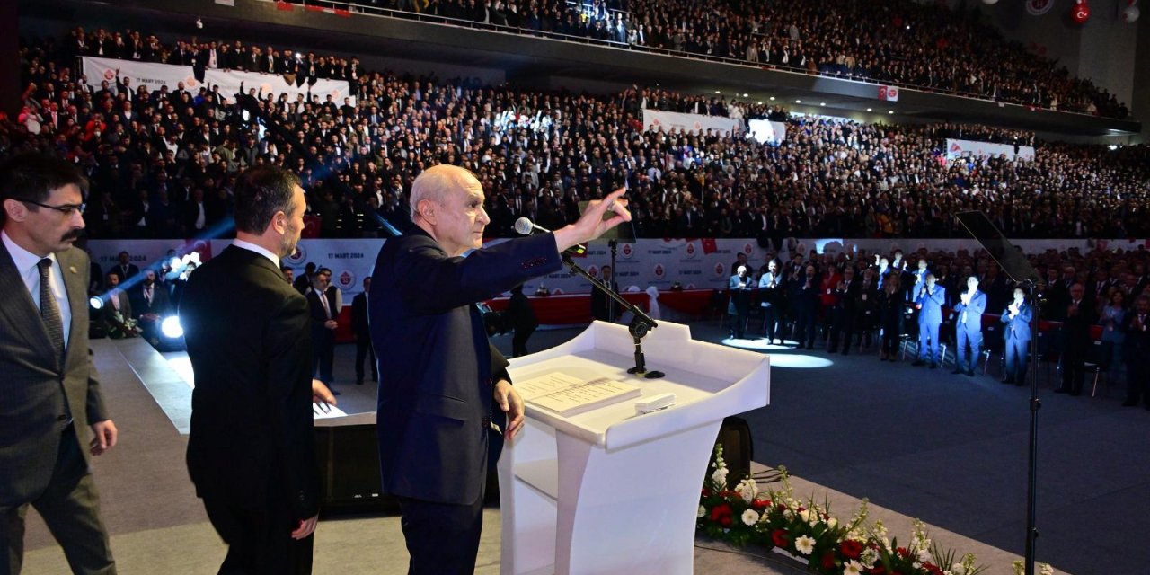Bahçeli'den Erdoğan'a: Ayrılamazsın, Türk Milletini Yalnız Bırakamazsın