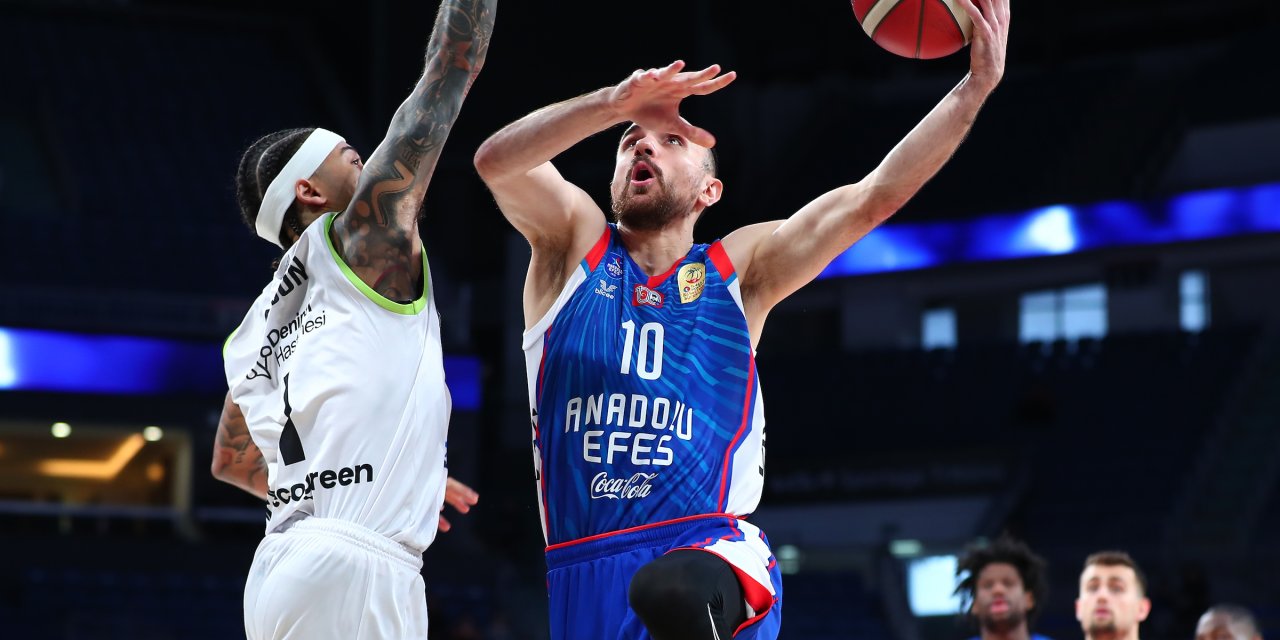 Anadolu Efes - Merkezefendi Belediyesi Basket: 83-77