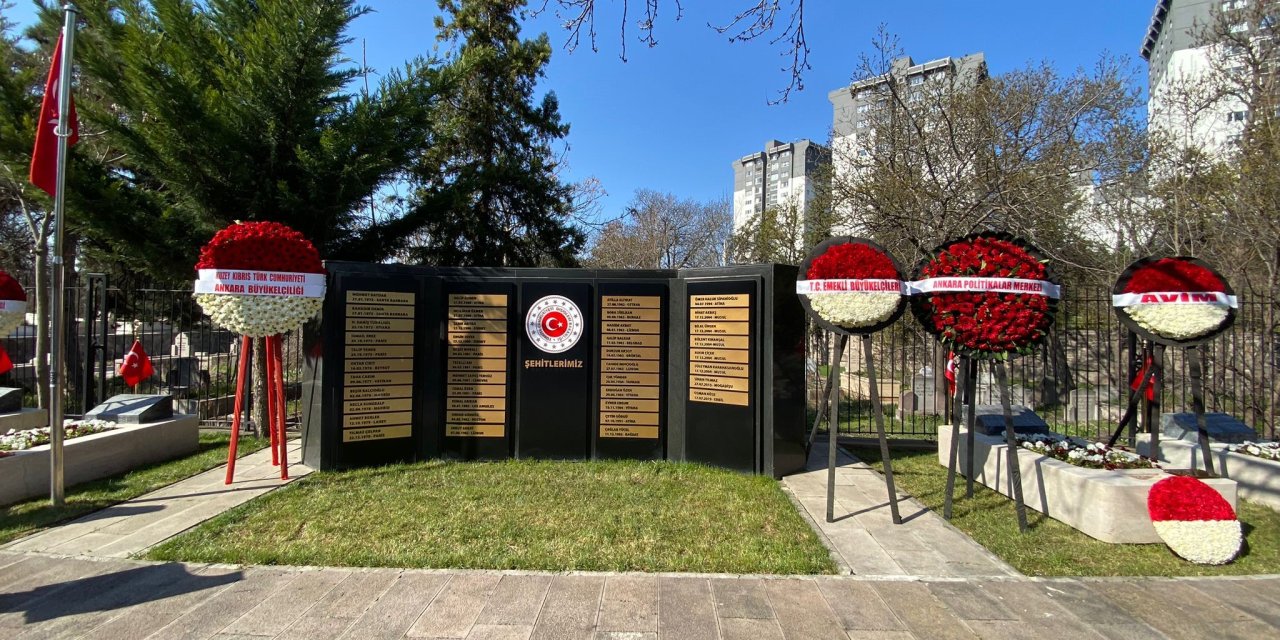 Terör Örgütlerinin Şehit Ettiği Diplomatlar Ankara'da Anıldı