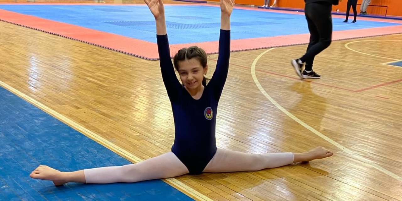 Mirayşah'ın Şehit Babasının Mezarına Bıraktığı Not Duygulandırdı (2)