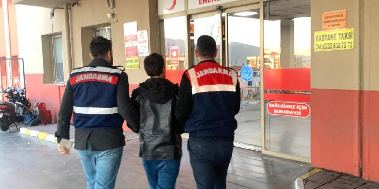 İzmir'de Terör Operasyonu; 5 Gözaltı