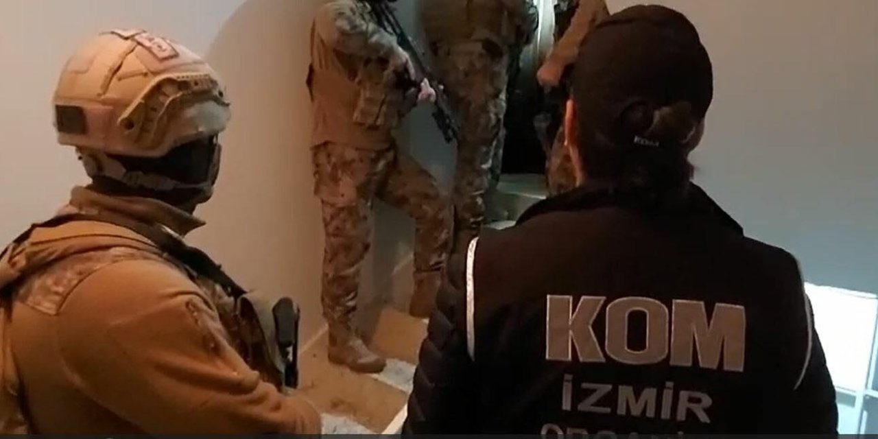 İzmir Merkezli 3 İlde 'Mahzen-13' Operasyonu: 25 Gözaltı (2)