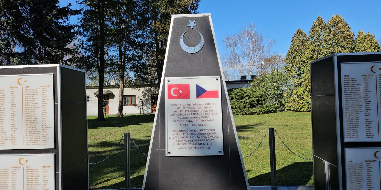 Çanakkale Şehitleri Çekya’da Törenle Anıldı