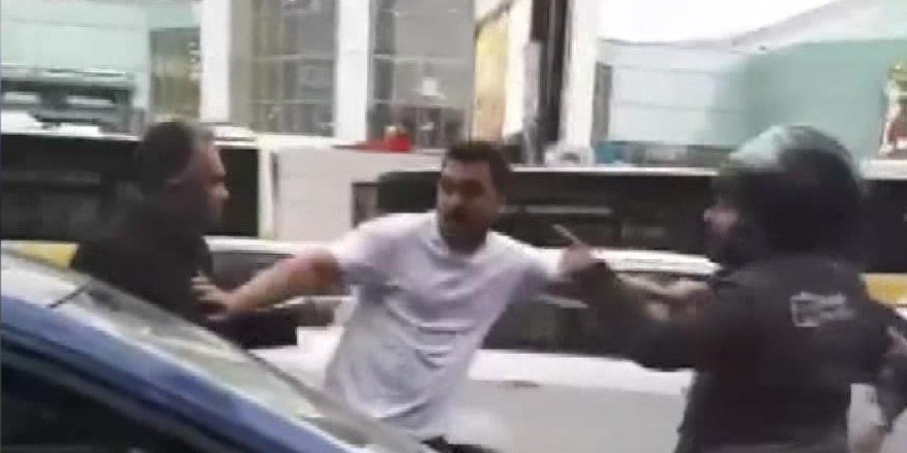 Şişli'de Kaza Yaptı; '50 Dosyam Var' Diyerek Sürücünün Üzerine Yürüdü