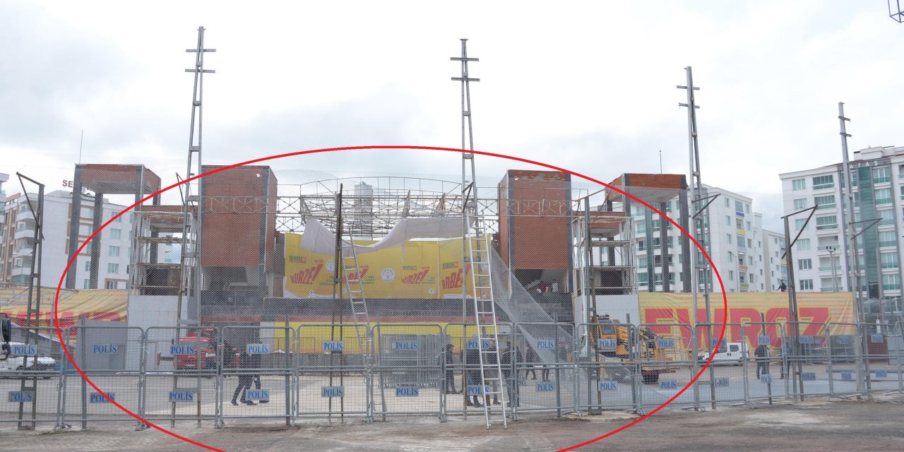 Diyarbakır'da Nevruz Hazırlığı; Alan 10 Kilometreyi Bulan Bariyerlerle Kapatılacak, 7 Bin 500 Polis Görev Alacak