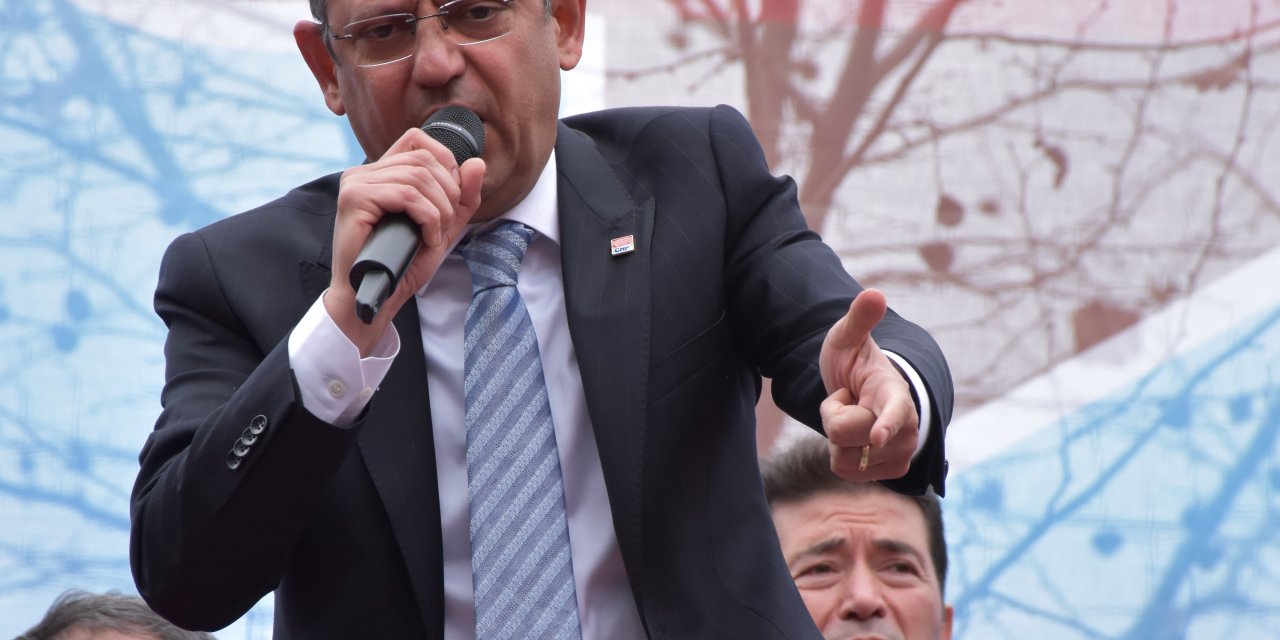 Özgür Özel: Ekonomik Krizle Artık İnsanların Seyahat Özgürlüğü Kısıtlanıyor