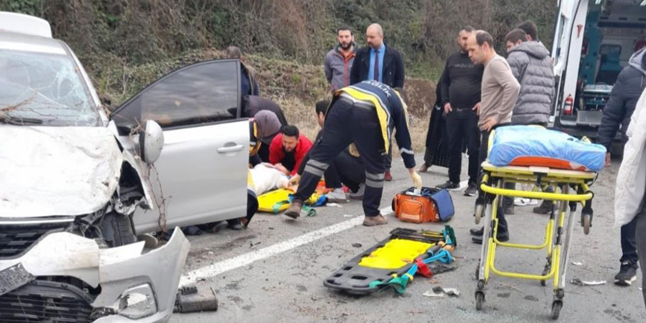 Rize'de trafik kazası: 2 yaralı