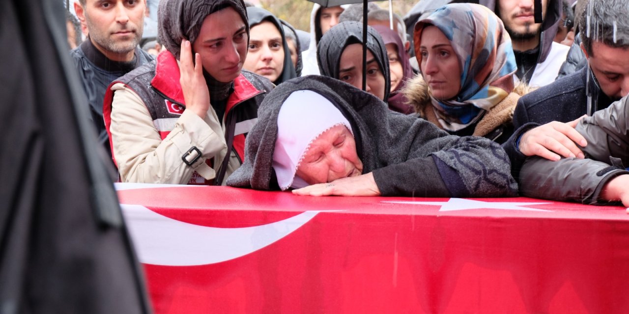 Şehit Tabip Teğmen, Son Yolculuğuna Uğurlandı
