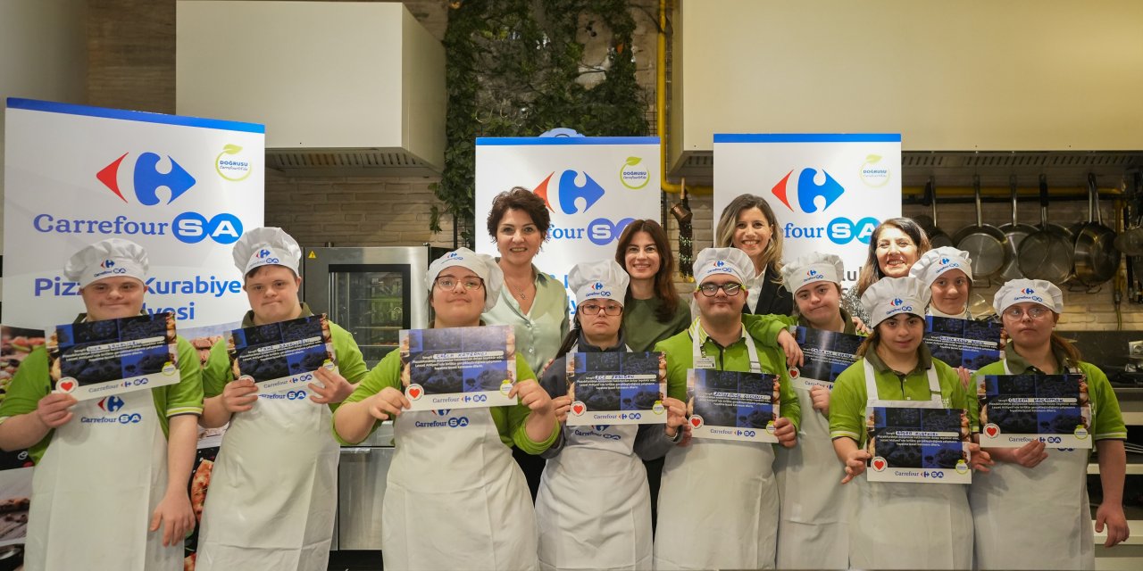 Carrefoursa’dan Özel Etkinlik: Down Sendromlu Çalışanlar Ve Aileleri Mutfağa Girdi
