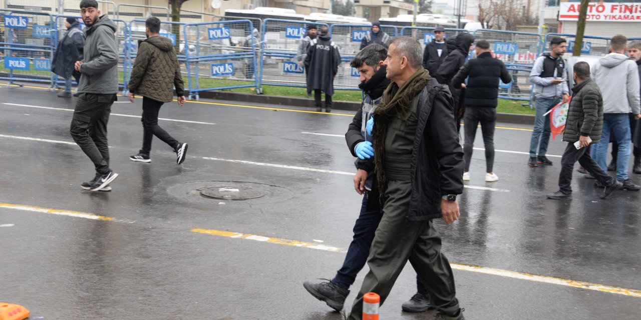 Diyarbakır'daki Nevruz Etkinliğinde 7 Gözaltı