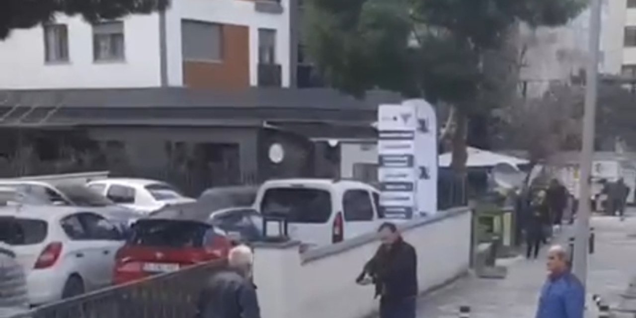 İstanbul - Kadıköy’de Alacak Verecek Tartışması: Silah Çekip Bacağından Yaraladı