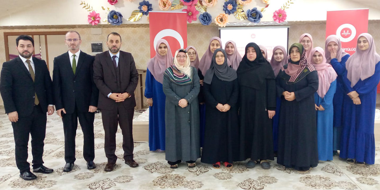 Rize’de Vatandaşlara Yönelik Hafızlık Yarışması İl Finali Yapıldı