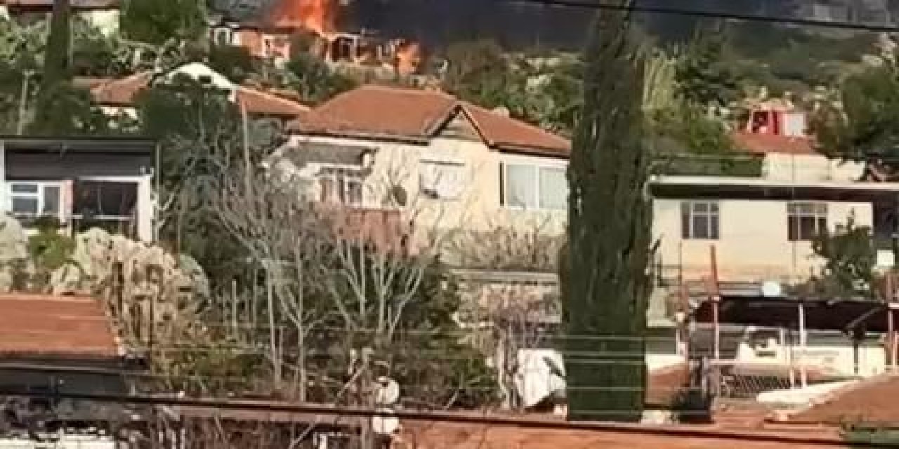 Tırnaklarıyla Kazıya Kazıya Yaptığı Gecekondusu Yangında Küle Döndü