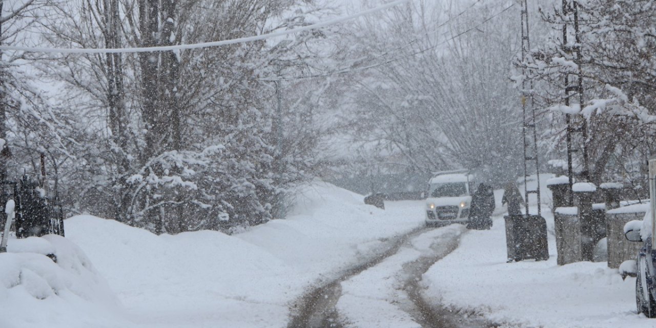Bingöl'de Eğitime 'Kar' Engeli (2)