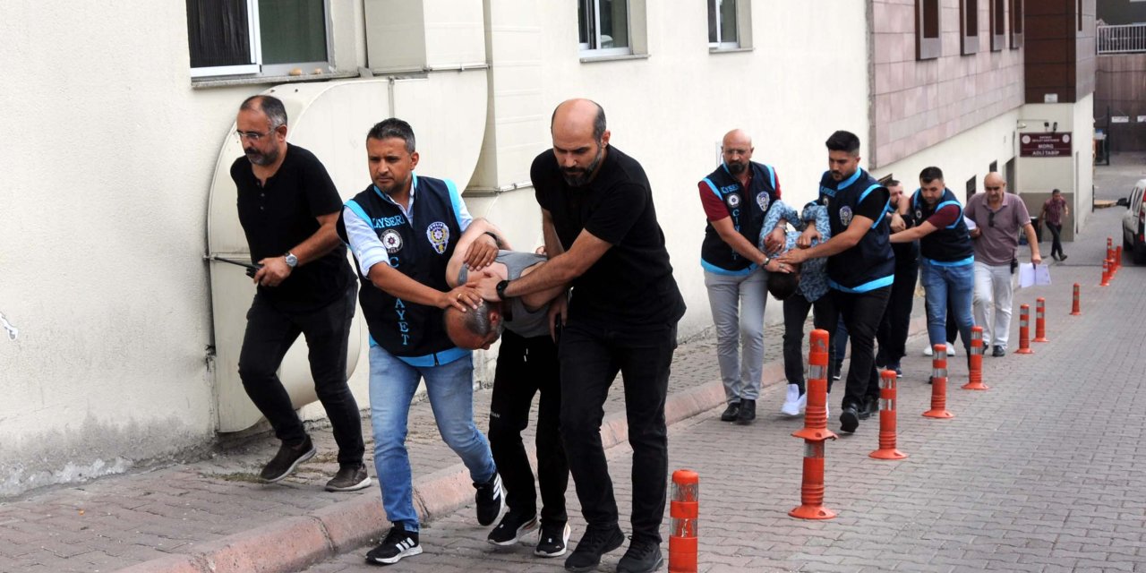 Kavgaya Müdahale Eden Polisi Şehit Eden Sanığa 40 Yıl 10 Ay Hapis
