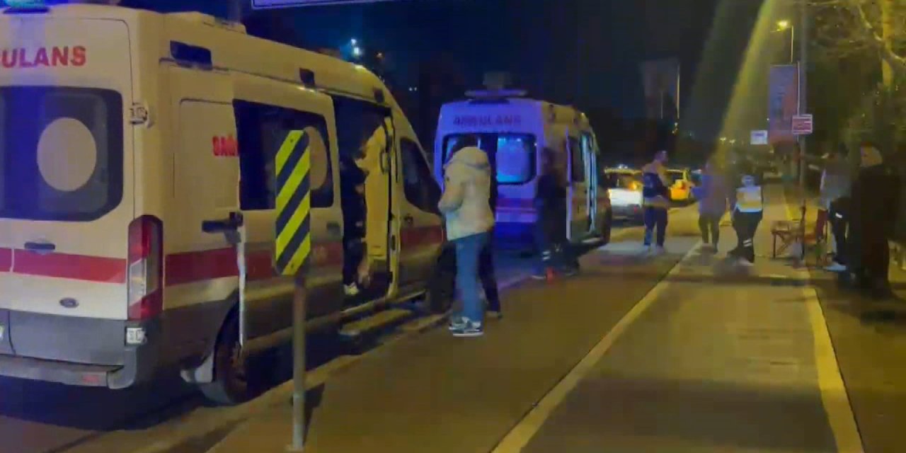 İstanbul-maltepe Sahilyolu'nda Kaza: 3 Yaralı