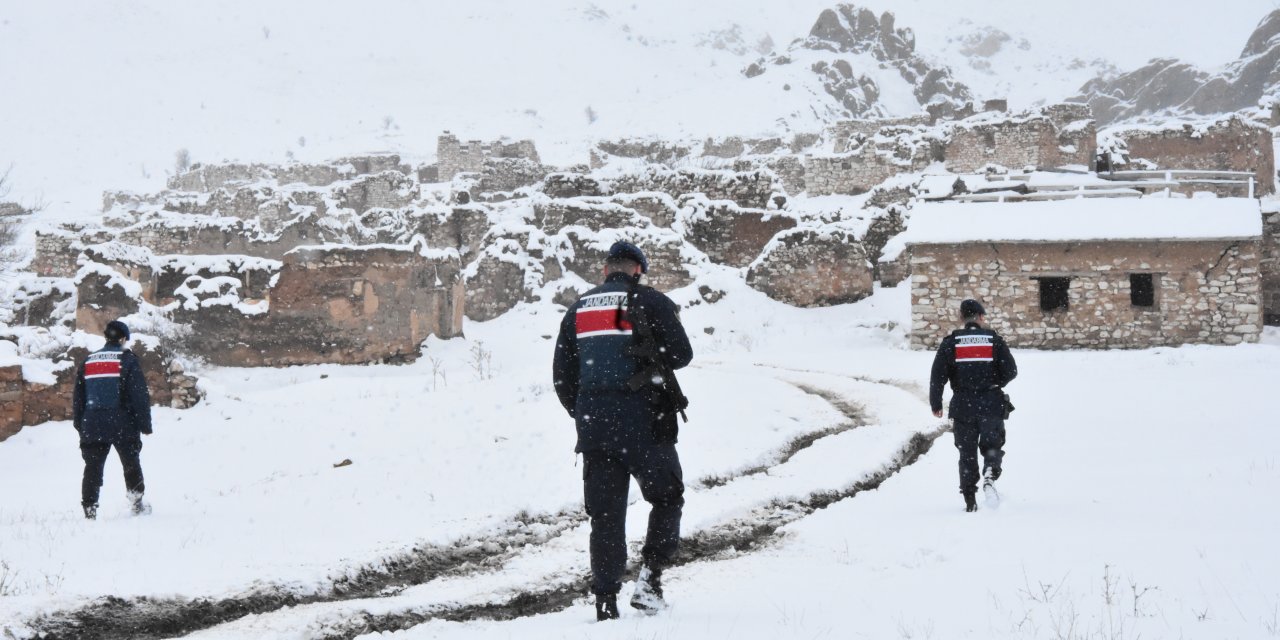 Koruma Altındaki Terk Edilmiş Tarihi Köyde 1 Yılda 12 Defineci Yakalandı