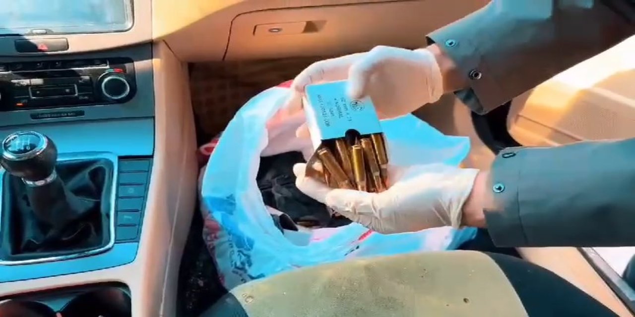 Otomobilde 15 Bin 610 Mermi Ele Geçirildi; 5 Tutuklama