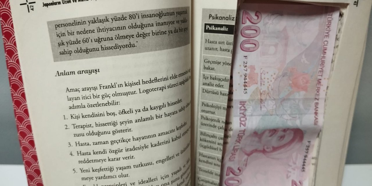 Sahte Paralar, Kitabın İçindeki Zuladan Çıktı