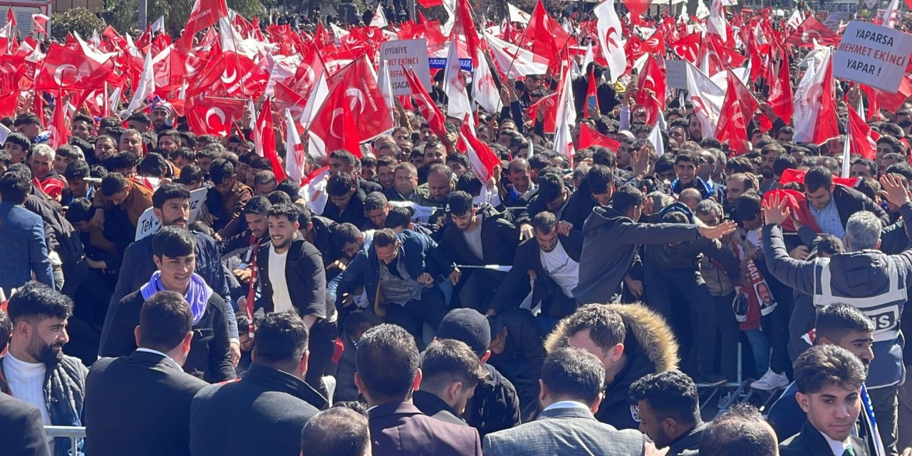 Erbakan: 40 Yıl Sonra Şanlıurfa'da Milli Görüş Belediyeciliğiyle Buluşacağız