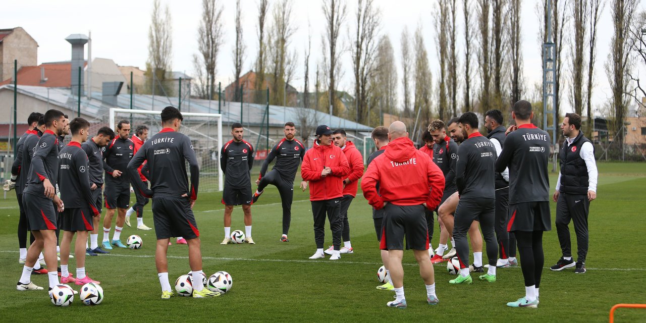 A Milli Takım, Avusturya Maçının Hazırlıklarına Başladı