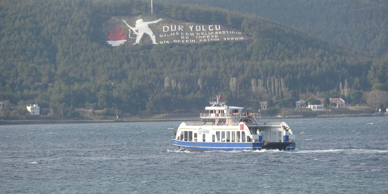 Bozcaada Feribot Seferlerine 'Fırtına' Engeli