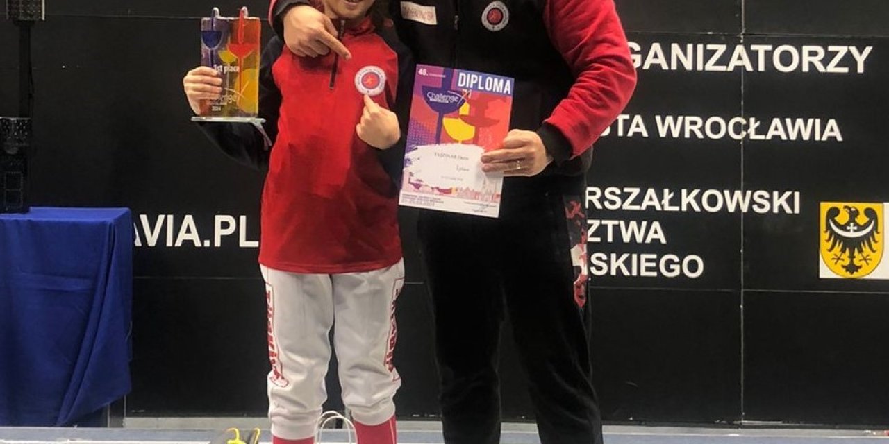 Eskrimci Derin Taşpınar Polonya’da Şampiyon Oldu