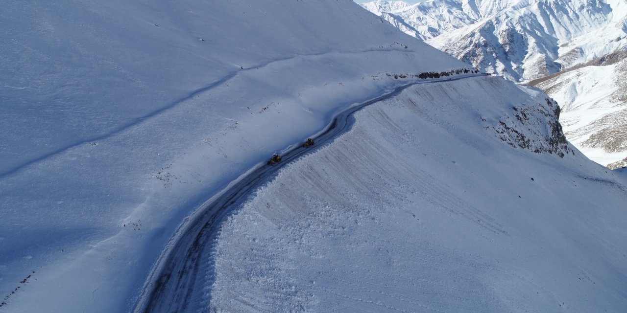 Van'da 88 Yerleşim Yeri Ulaşıma Açıldı