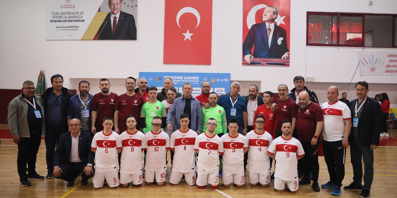 Down Sendromlu Futsal Milli Takımı, Dünya 2'ncisi Oldu
