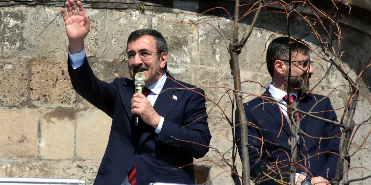 Cumhurbaşkanı Yardımcısı Yılmaz: Enflasyon 2025’te Yüzde 15’lere, 2026'da Tek Hanelere Düşecek