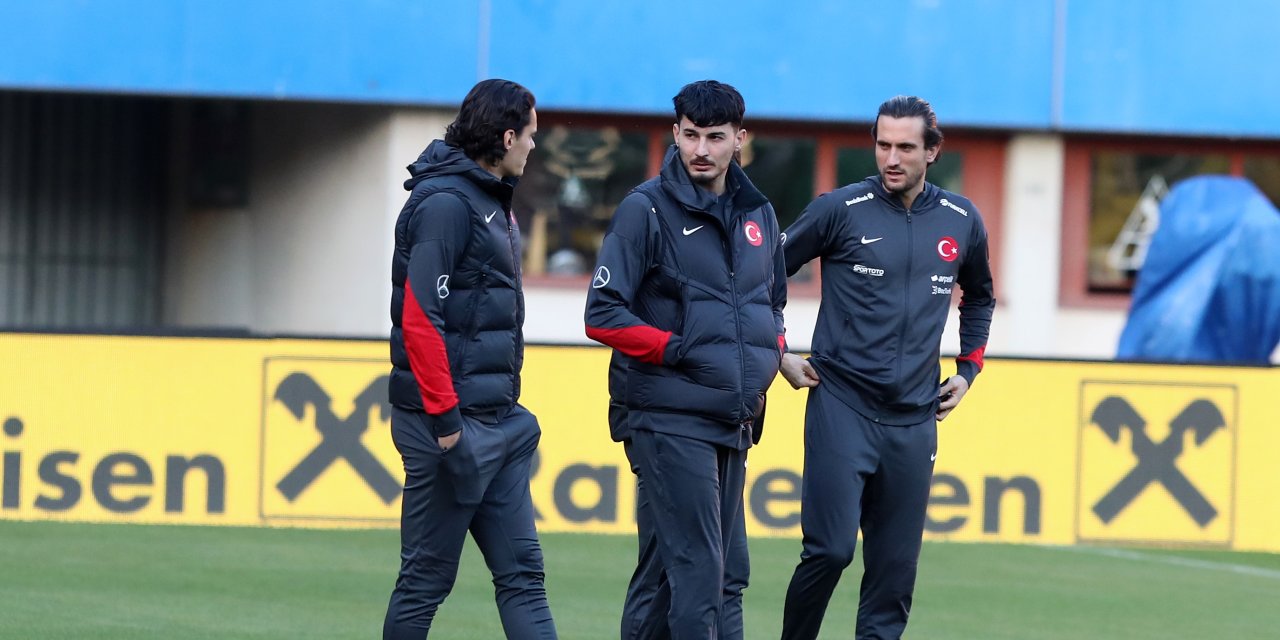 Milliler, Avusturya Maçı Öncesinde Ernst Happel Stadyumu'nda Yürüyüş Gerçekleştirdi