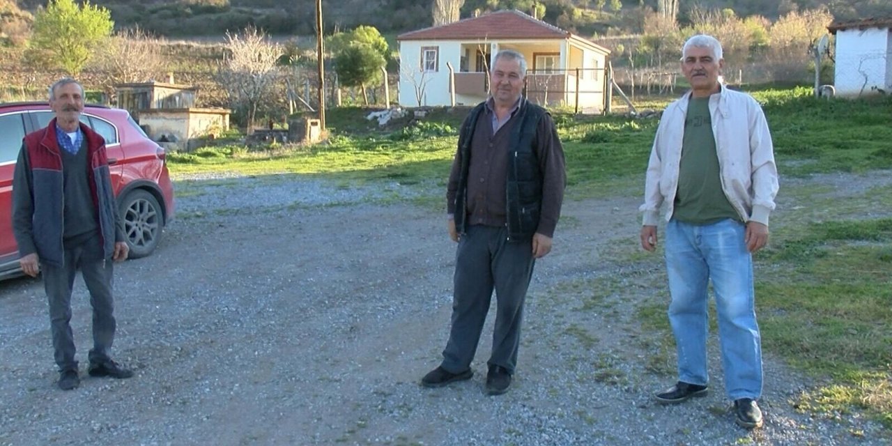 Balıkesir'de 20 Seçmenli Mahallede Akraba 3 Muhtar Adayı Yarışıyor