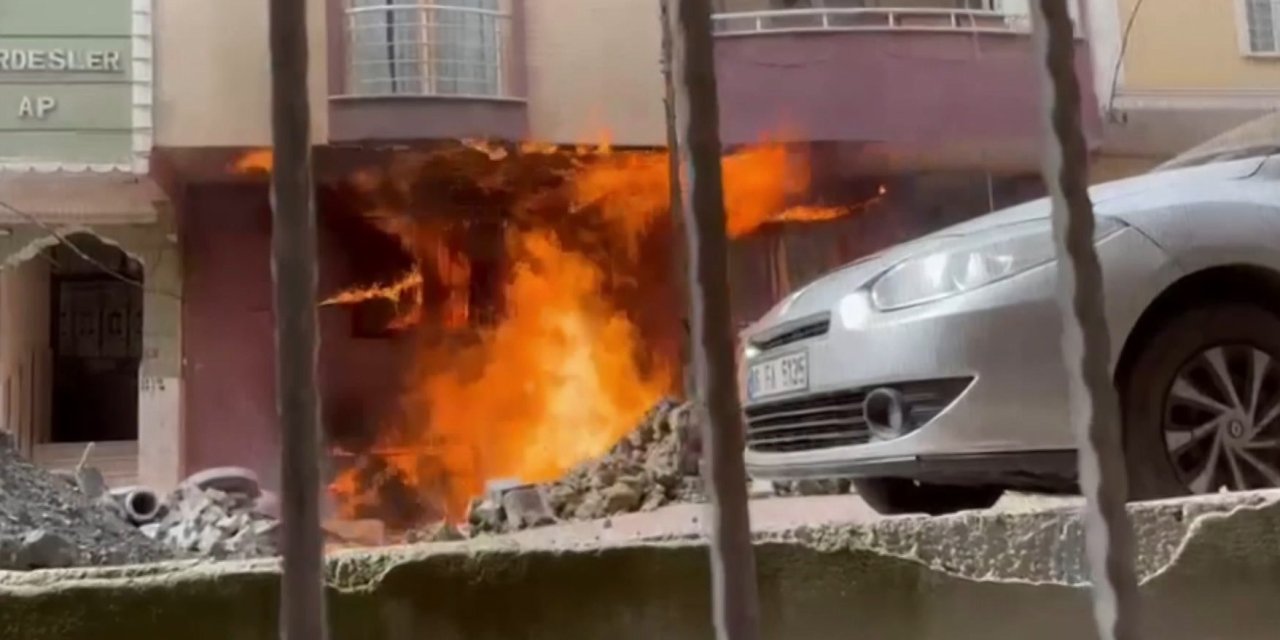 İstanbul - Esenyurt'ta Doğalgaz Borusu Patladı; Alevler İki Daireye Sıçradı