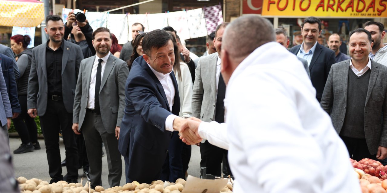 Hamza Dağ: İzmir'in Hizmete İhtiyacı Var