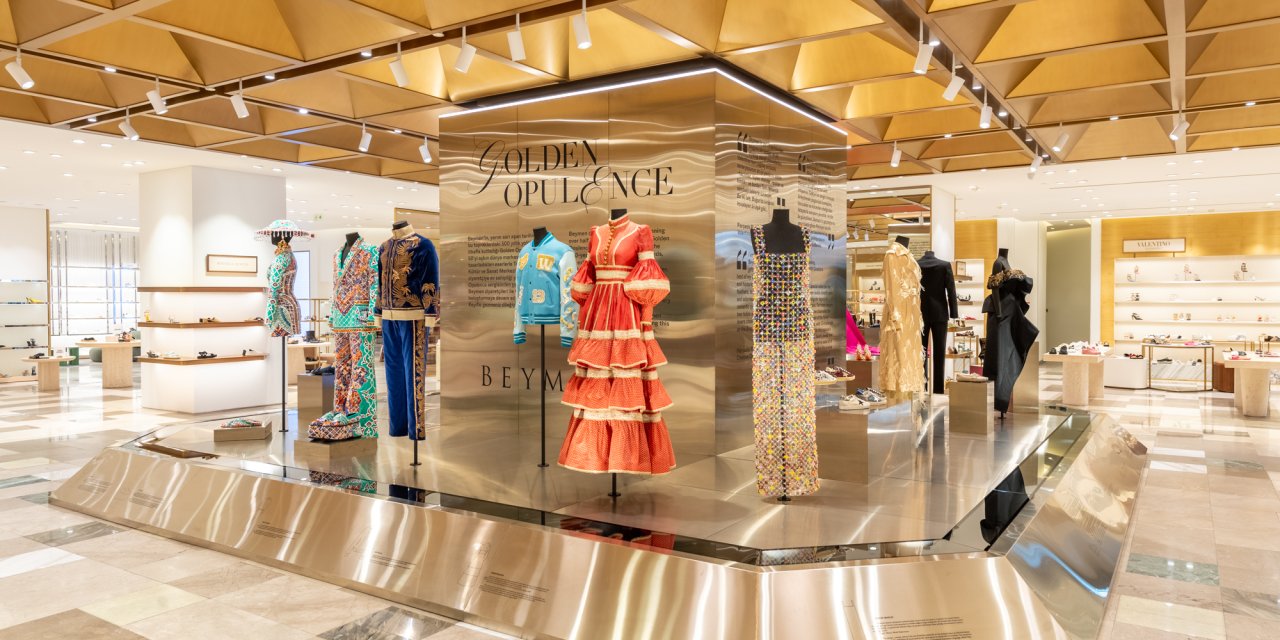 Lüksün 500 Yıllık Tarihini Anlatan Golden Opulence Sergisi Görücüye Çıktı