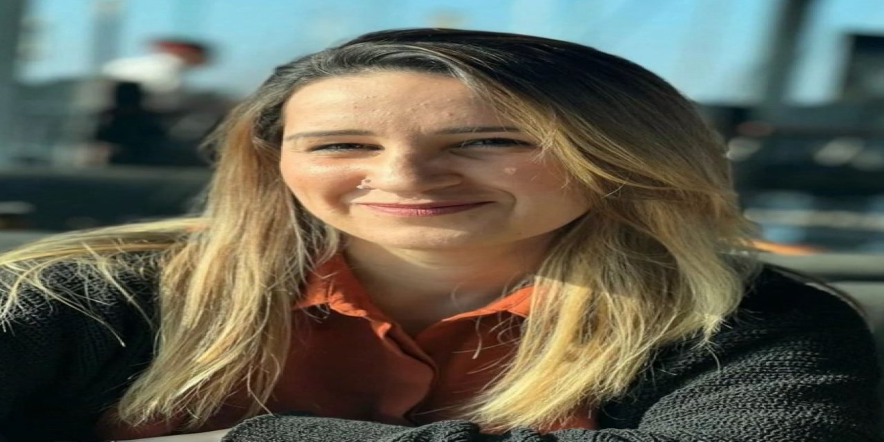 Defalarca Bıçakladığı Eşinin Başında Beklerken Gözaltına Alındı