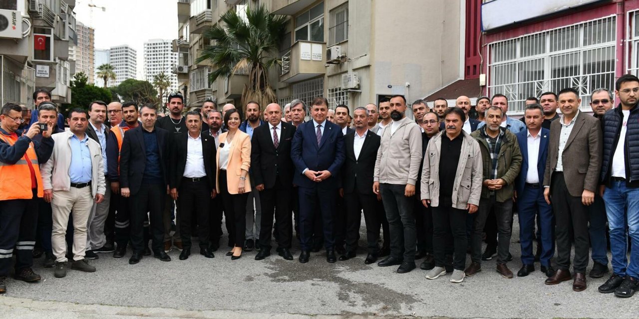 Cemil Tugay, Türk-iş 3'üncü Bölge Temsilciğini Ziyaret Etti